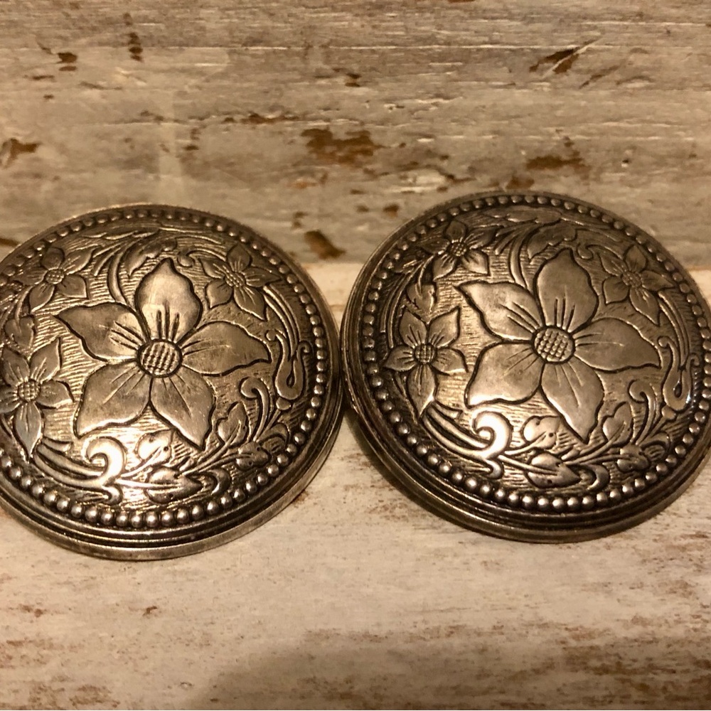 Vintage Old Silver Clip On Earrings Etched Flowers